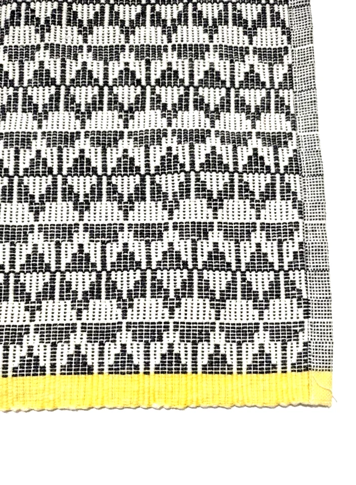 Reversible Woven Placemats Set of 4 Gray & White Geometric Pattern Yellow Edges - Image 2 of 4