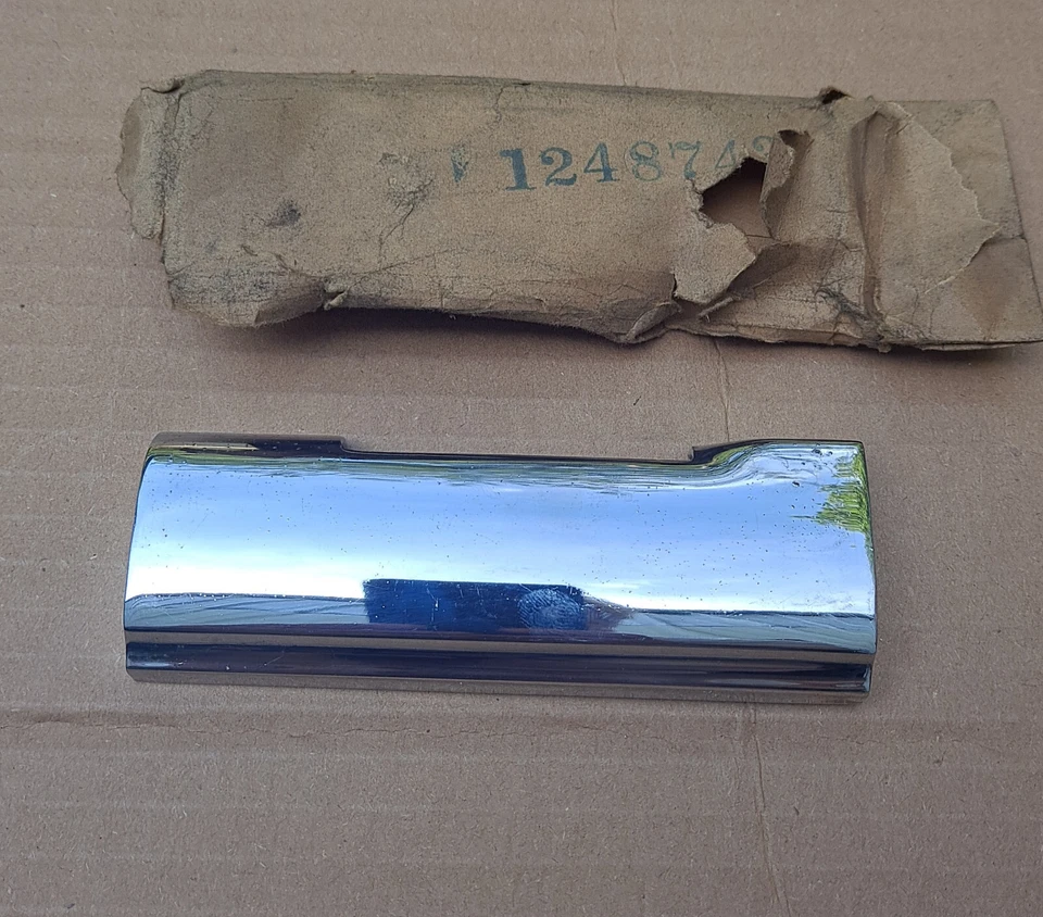 1949 1950 Plymouth Special Deluxe NOS MoPar tablero cenicero placa frontal Foto 2 de 4