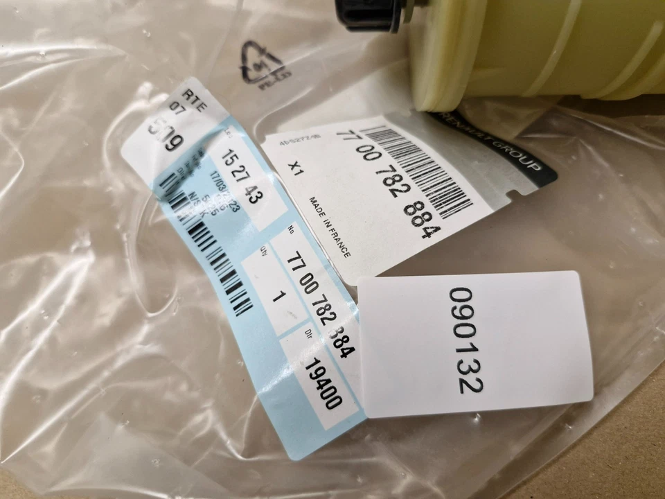 Renault Trafic Power Steering Fluid Tank Reservoir 7700782884 2007-2014 Genuine - Image 4 of 4