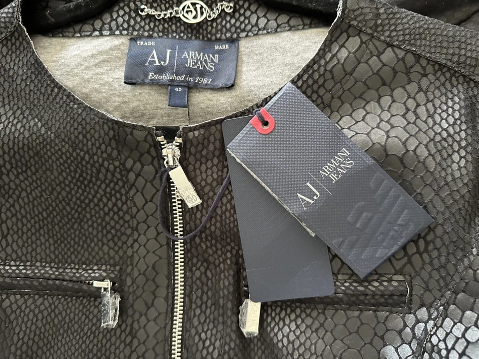 New Armani Jeans Women's  Black Jacket size M  - Image 4 of 4