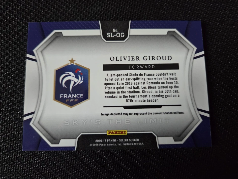 Olivier Giroud 2016-17 Panini Select Football Card Sky's The Limit - Image 3 of 3