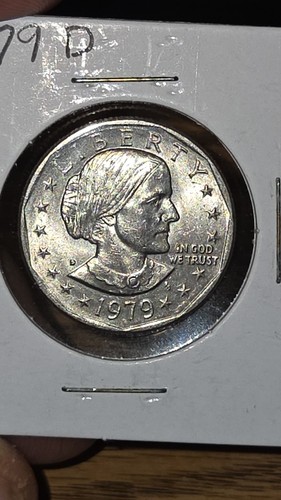 1979 D Susan B Anthony Dollar **Free Shipping**