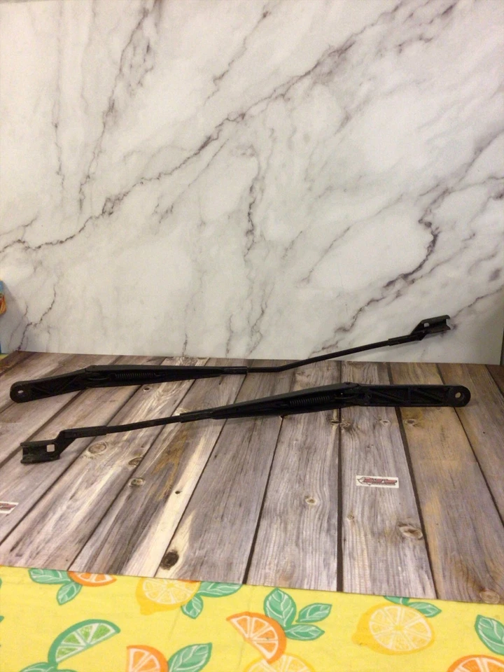 2006-2016 Volkswagen Rabbit GTI Golf Eos Front Wiper Arm Right&Left Side OEM Foto 2 de 3