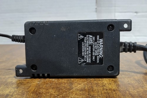 Shure Model PS40 120V 60Hz 15W IN 15V 600mA OUT A/C Adaptor Power Supply - Picture 9 of 12