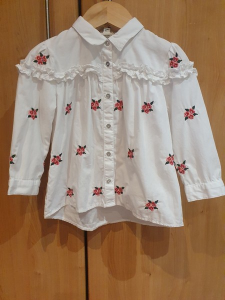 Girls RIVER ISLAND. white Floral Embroidered Blouse Age 18-24 Months