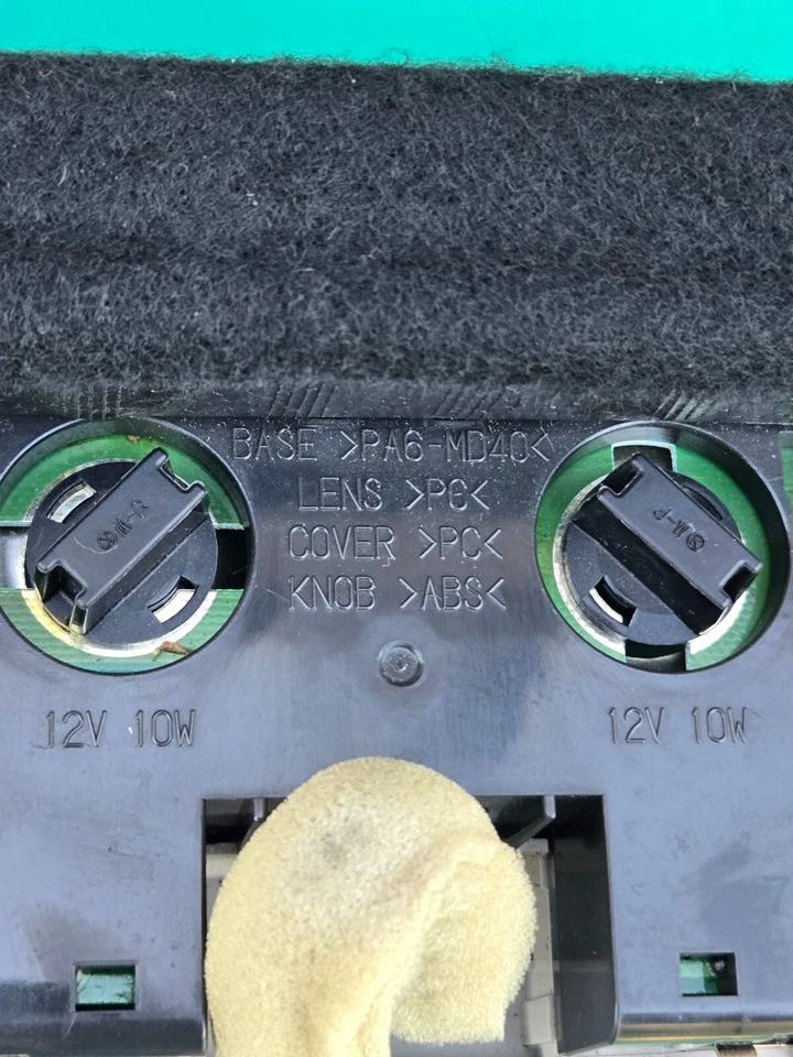 14 - 19 INFINITI M35H M37 Q70 Q70L ASIENTO TRASERO TECHO CÚPULA LUZ LÁMPARA OEM Foto 3 de 3