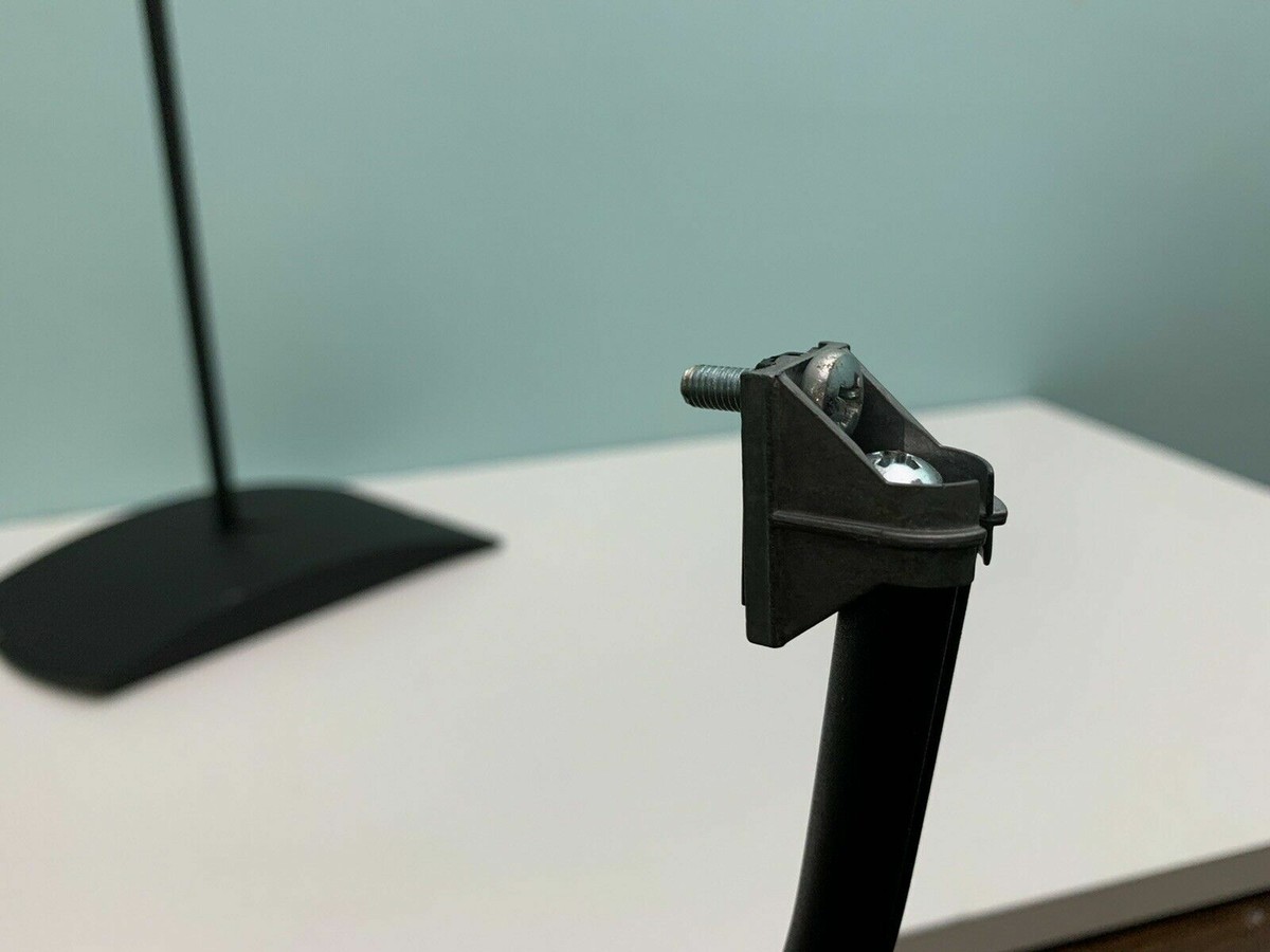 スピーカースタンド　TSM-3 　BOSE Bose Universal Floor Stands (Pair) - Black for Bose Cube