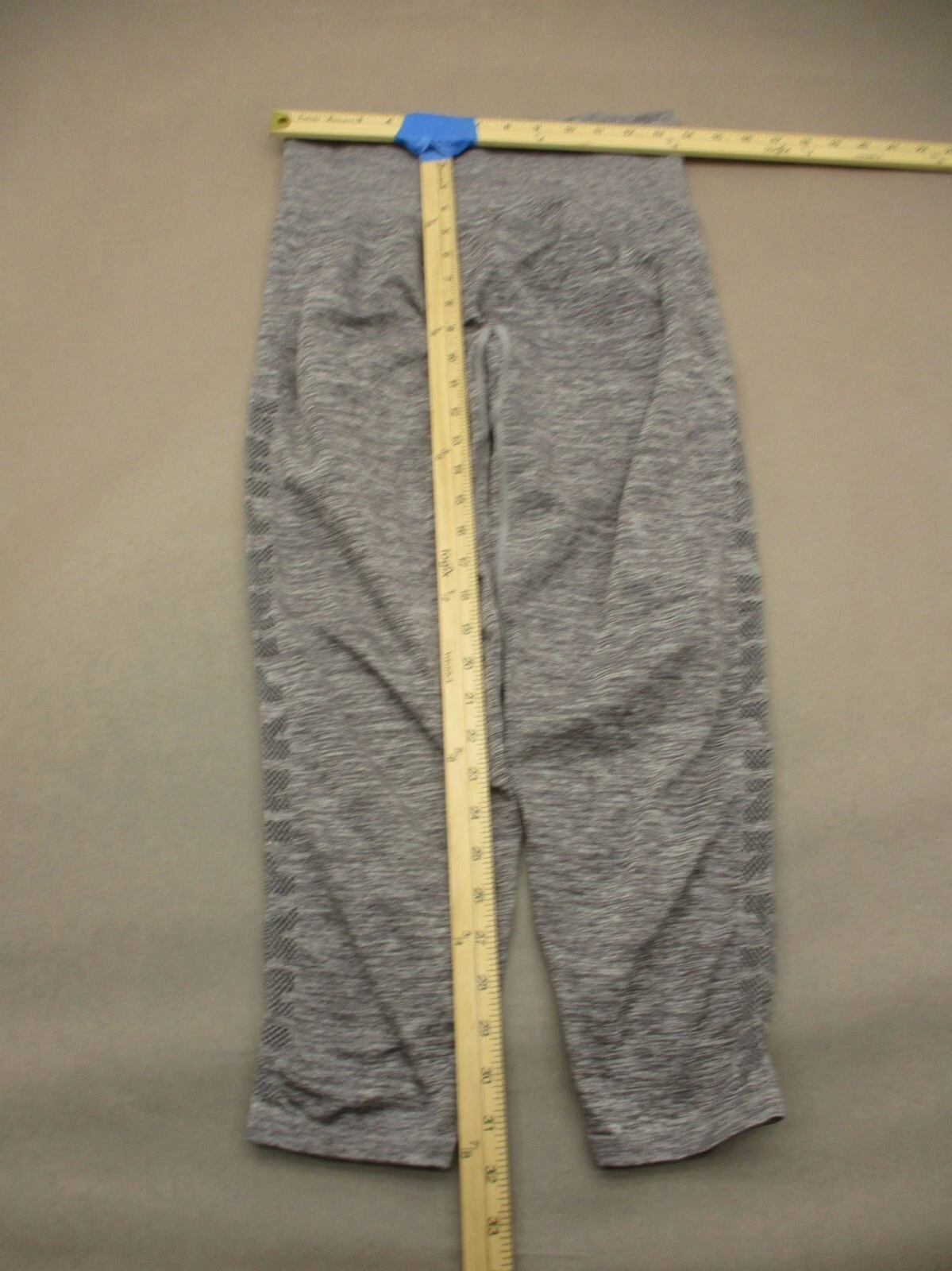 victoria-secret-vs cool & comfy pull on athletic crop leggings