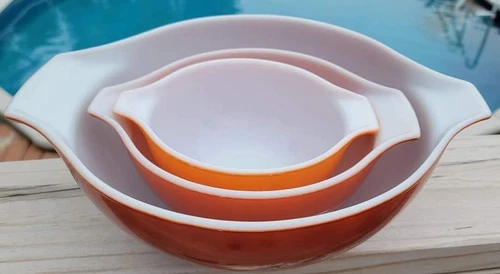 Vintage PYREX Autumn Harvest Wheat Set Of 3 NESTED Mixing Bowls Orange Deep Rust