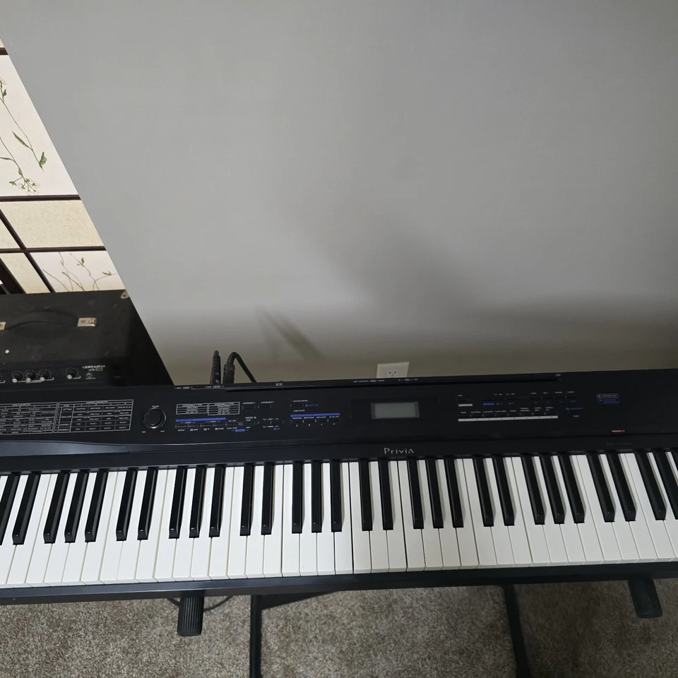 Casio Privia PX-3 Edición Limitada Piano, Amplificador de Bajo Soporte Gig Bag Foto 4 de 4