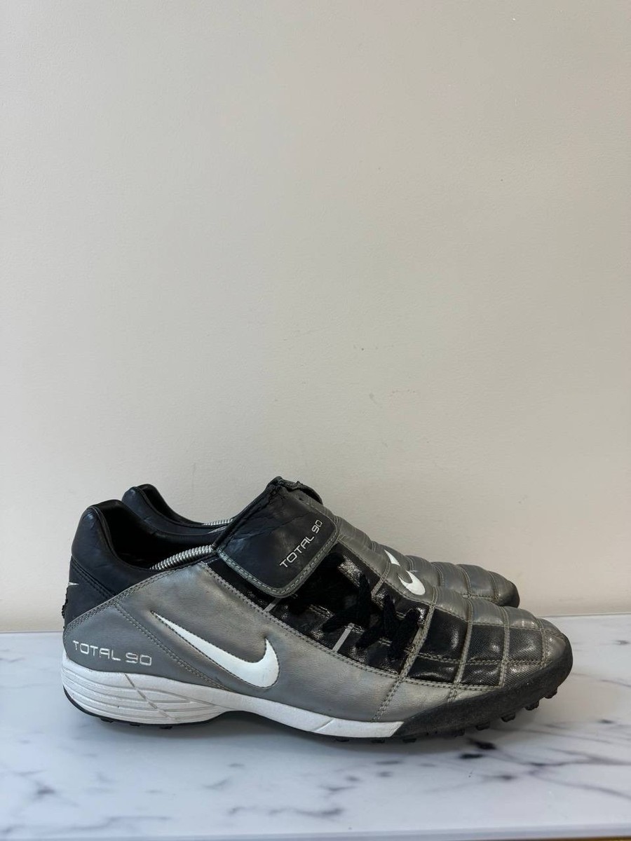 シューズ nike total90 tf y2k Rare Training Shoes Nike Total 90 II TF Astro Turf RARE 2003 US 13 T90 Soccer