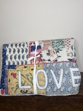 Pottery barn Elise Love Quilt - Queen