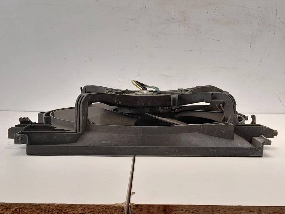 SUBARU Xv D Se Awd 2016 Electric Radiator Fan - Image 4 of 4