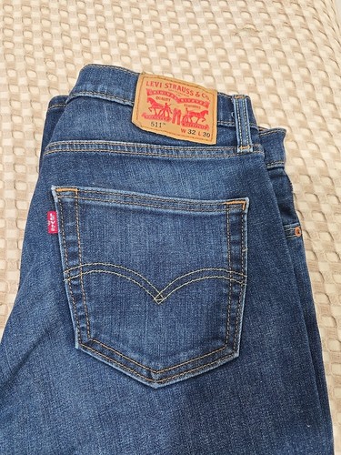 Pantalones de mezclilla Levis 511 para hombre 32x30 azul elástico calce ajustado pierna recta modernos usados en excelente estado - Imagen 2 de 5