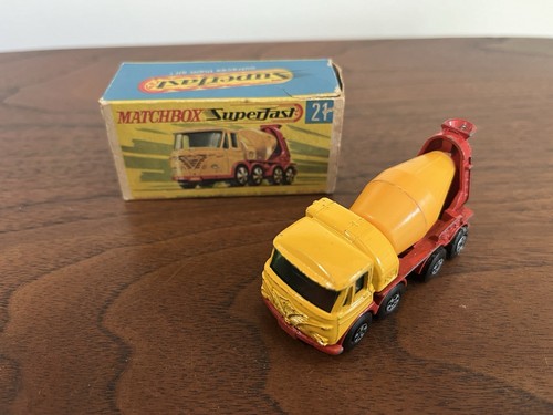 Matchbox No. 21 Foden 8 Wheel Concrete Truck with Original Box - Picture 6 of 19