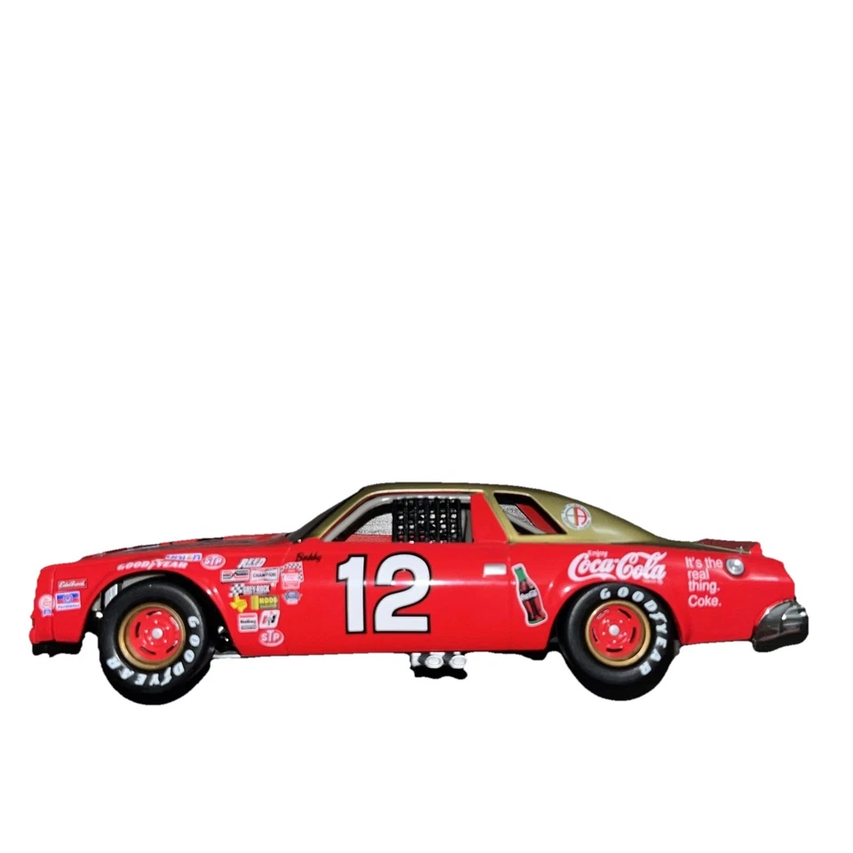 Bobby Allison 2000 1/24 autografiado #12 Coca Cola 1974 Malibu coche fundido a presión como nuevo Foto 3 de 4