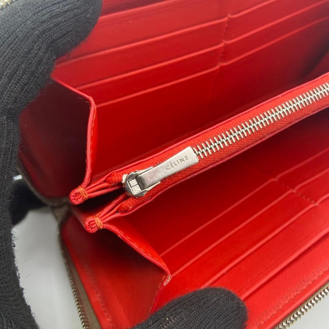 CELINE Multi-Function Long Wallet Zipper Round Ve… - image 11