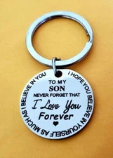 To My SON NEVER FORGET THAT I LOVE YOU KEYCHAIN