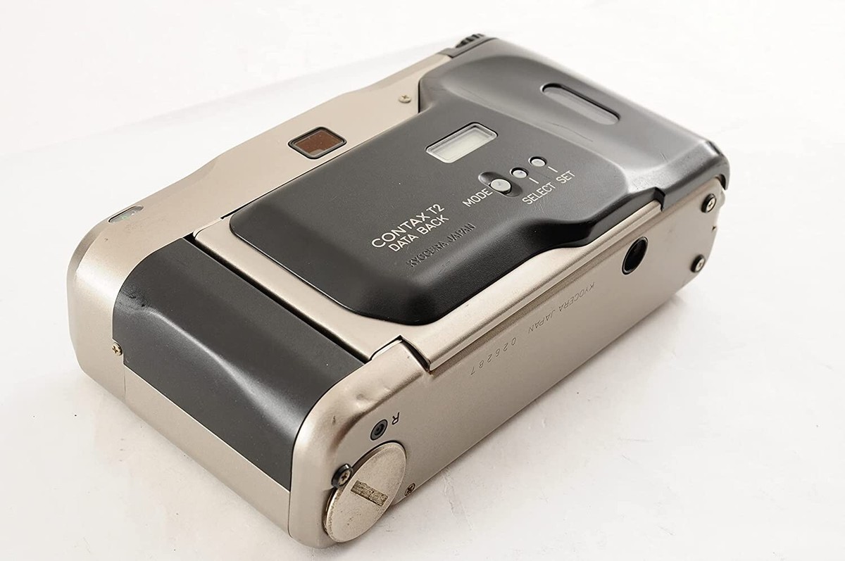 CONTAX T2D T2 Carl Zeiss Sonnar D Point & Shoot 35mm Silver CONTAX T2D T2 Carl Zeiss Sonnar D Point & Shoot 35mm Silver
