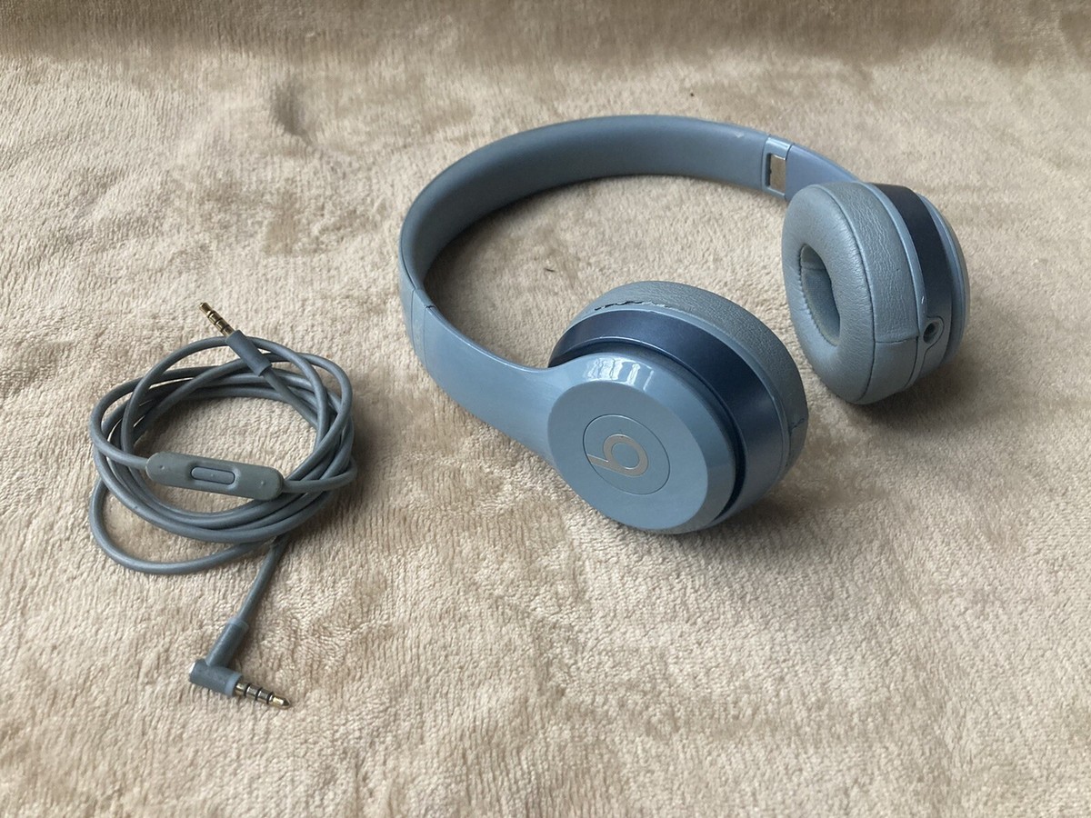 Beats by Dr. Dre Solo 2 Wired Headband Headphones Blue/Gray B0518