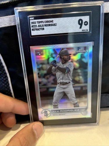 2022 topps chrome RC julio rodriguez #222 refractor SGC Mint 9