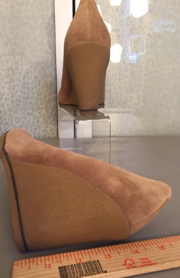 Mujer 8 1/2 BCBG Generación Beige Gamuza Cuña Foto 2 de 4