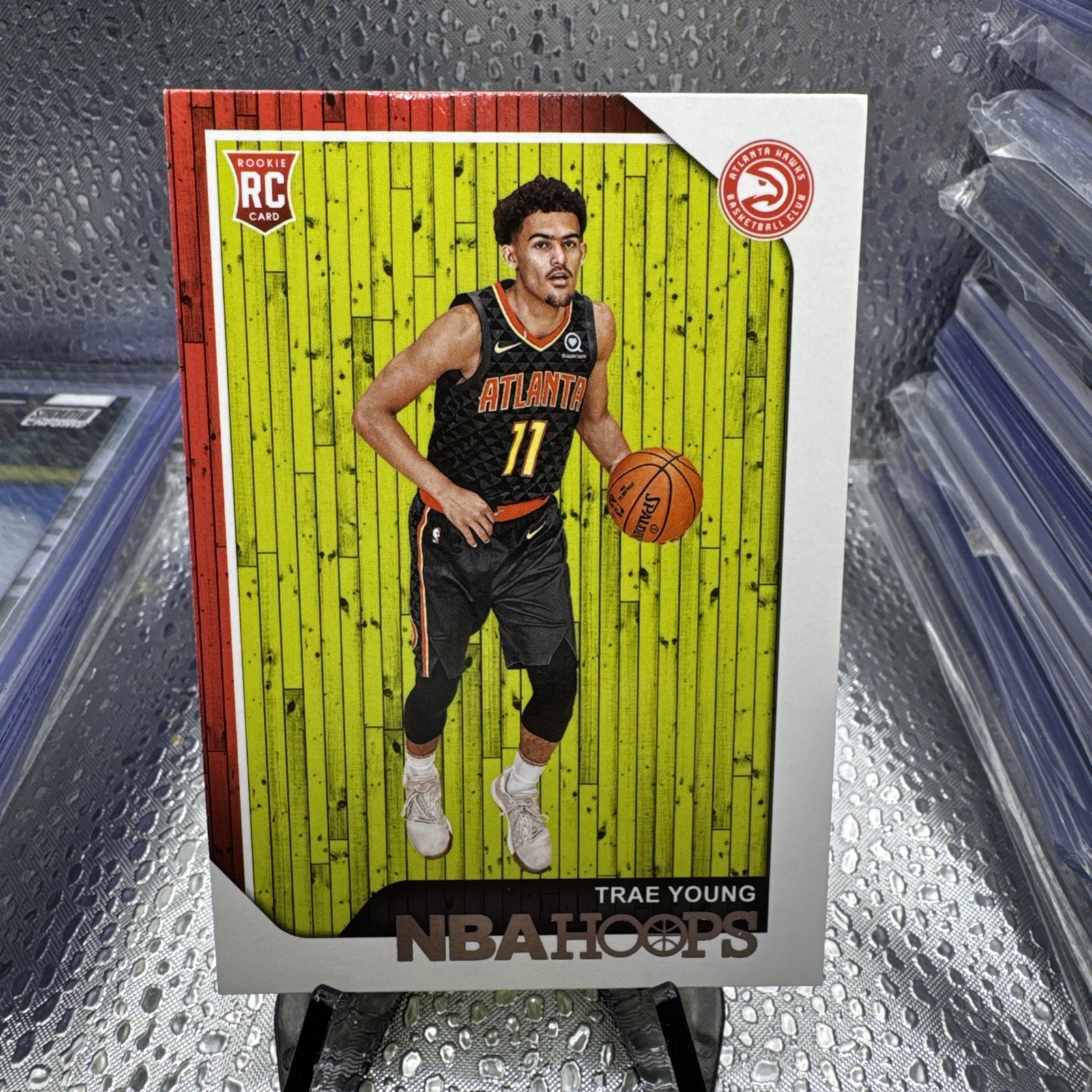 2018-19 Hoops #250 Trae Young RC Rookie Hawks