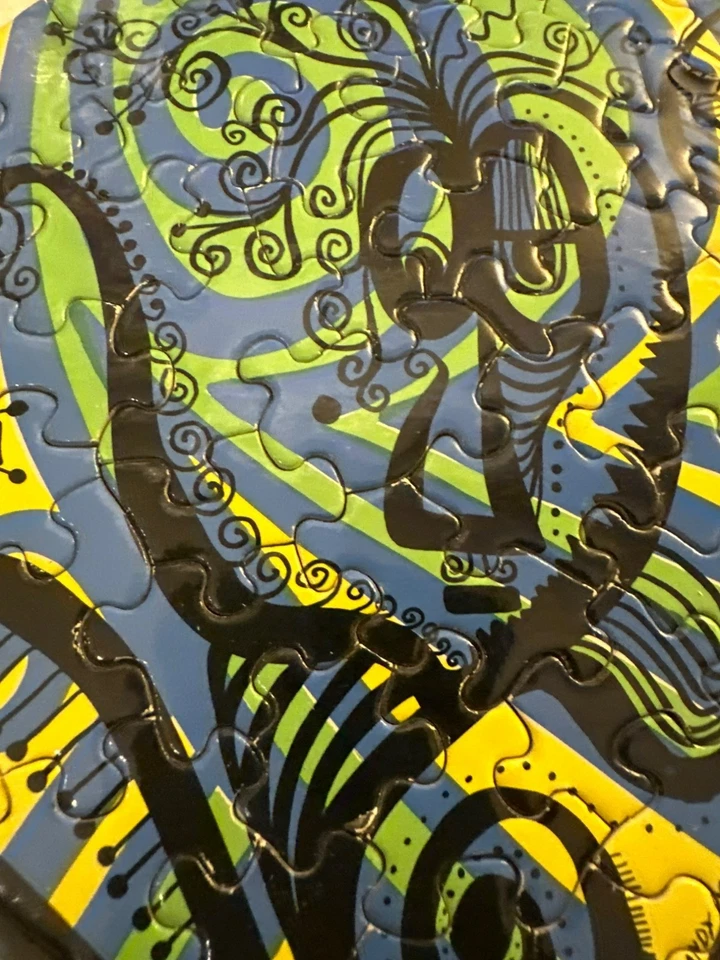 Sandy Miller Thingie Vtg Springbok 7" Round Mini 7" Jigsaw Puzzle Octopus - Image 3 of 4