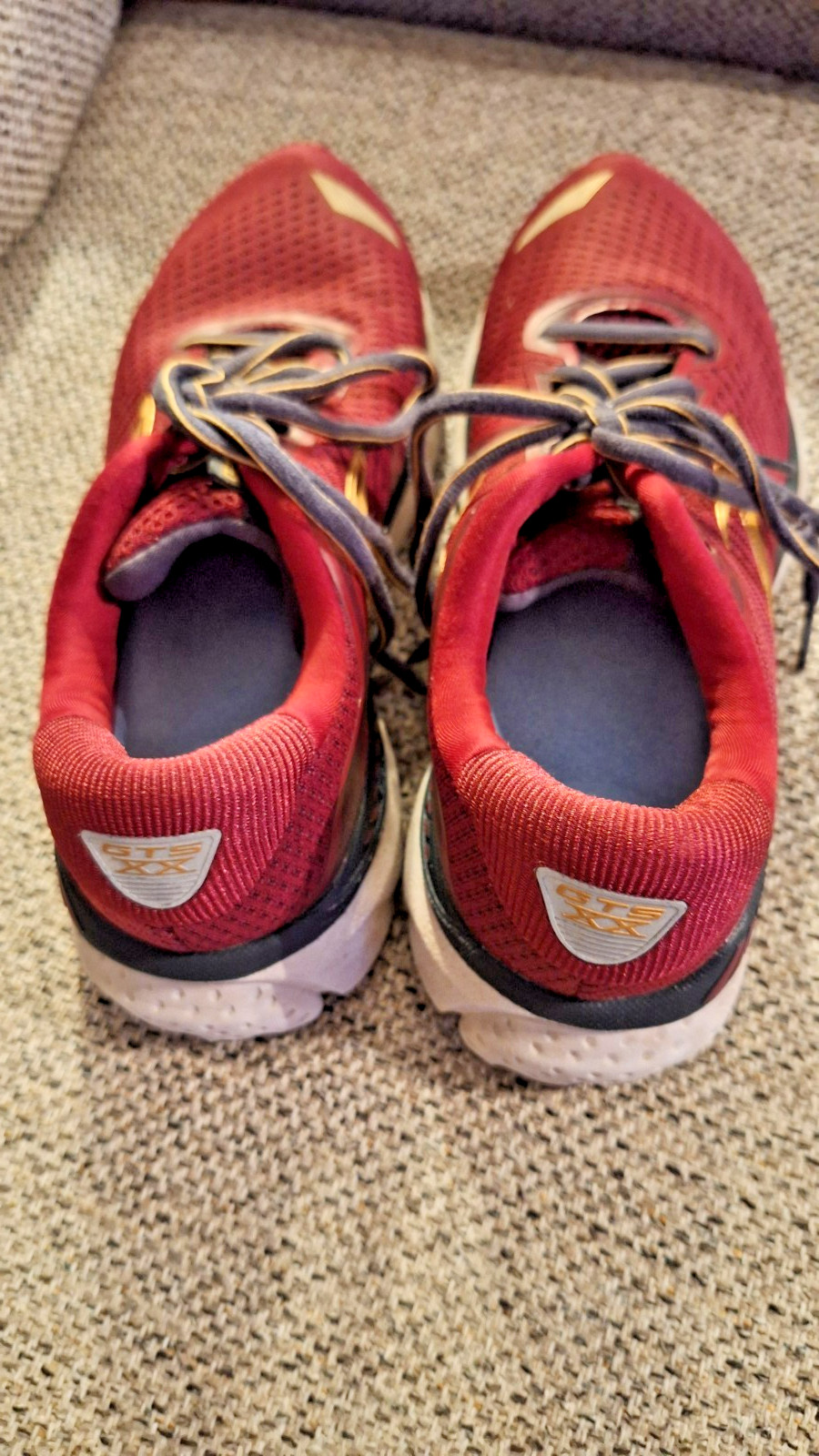 Brooks Women’s Adrenaline GTS 20 Red/Gold/Ebony Running Sneaker Shoe Size 8.5 thumbnail 4