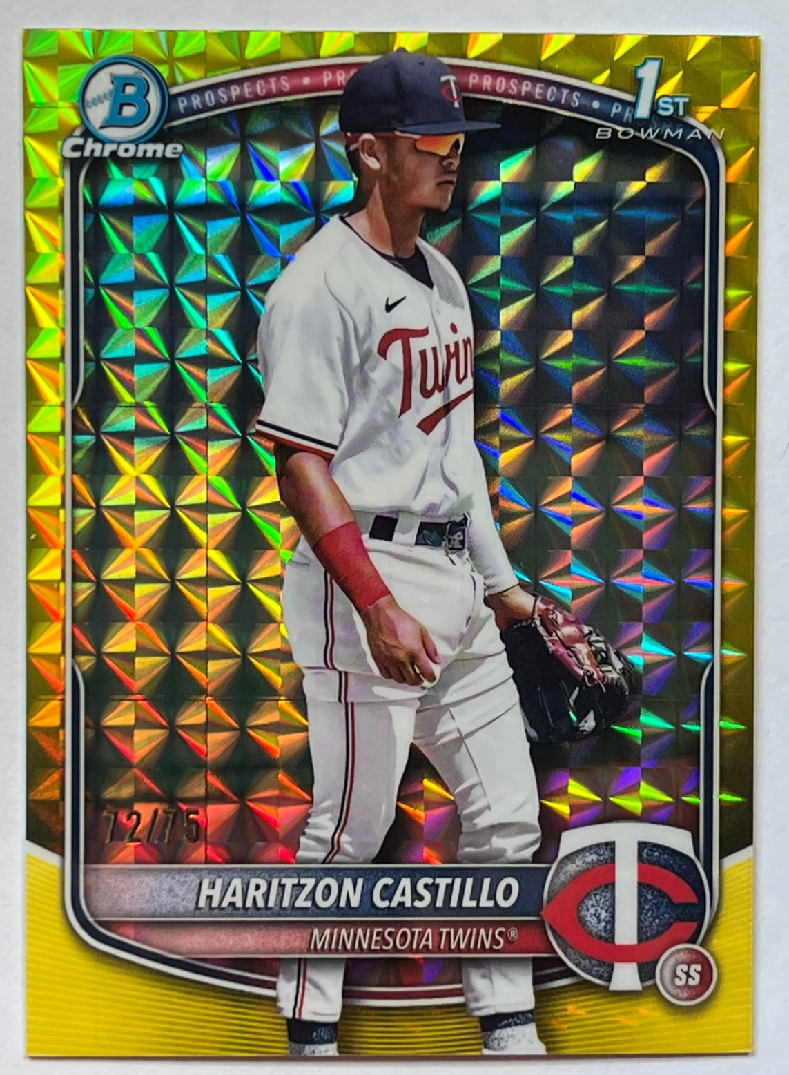 🔥2025 Bowman Chrome Prospects Yellow Geometric /75 #BCP-161 Haritzon Castillo🔥