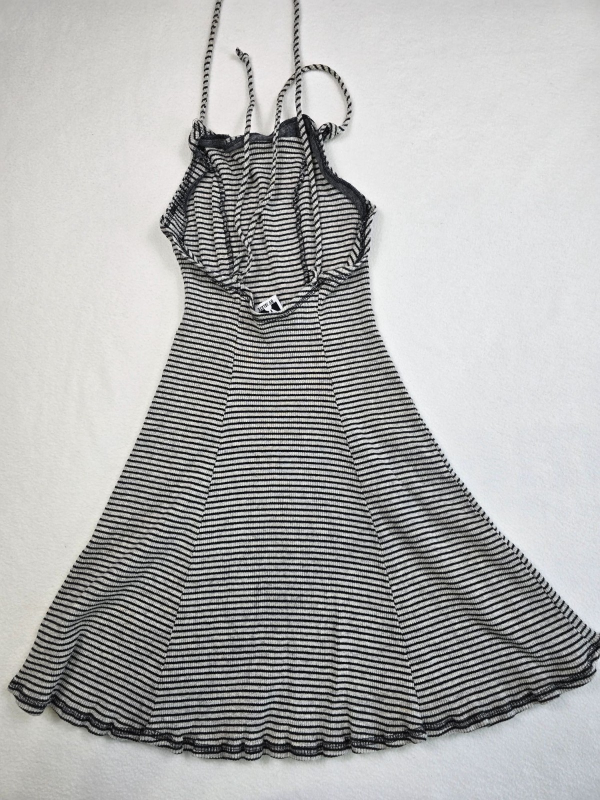 Picture 4 of 5