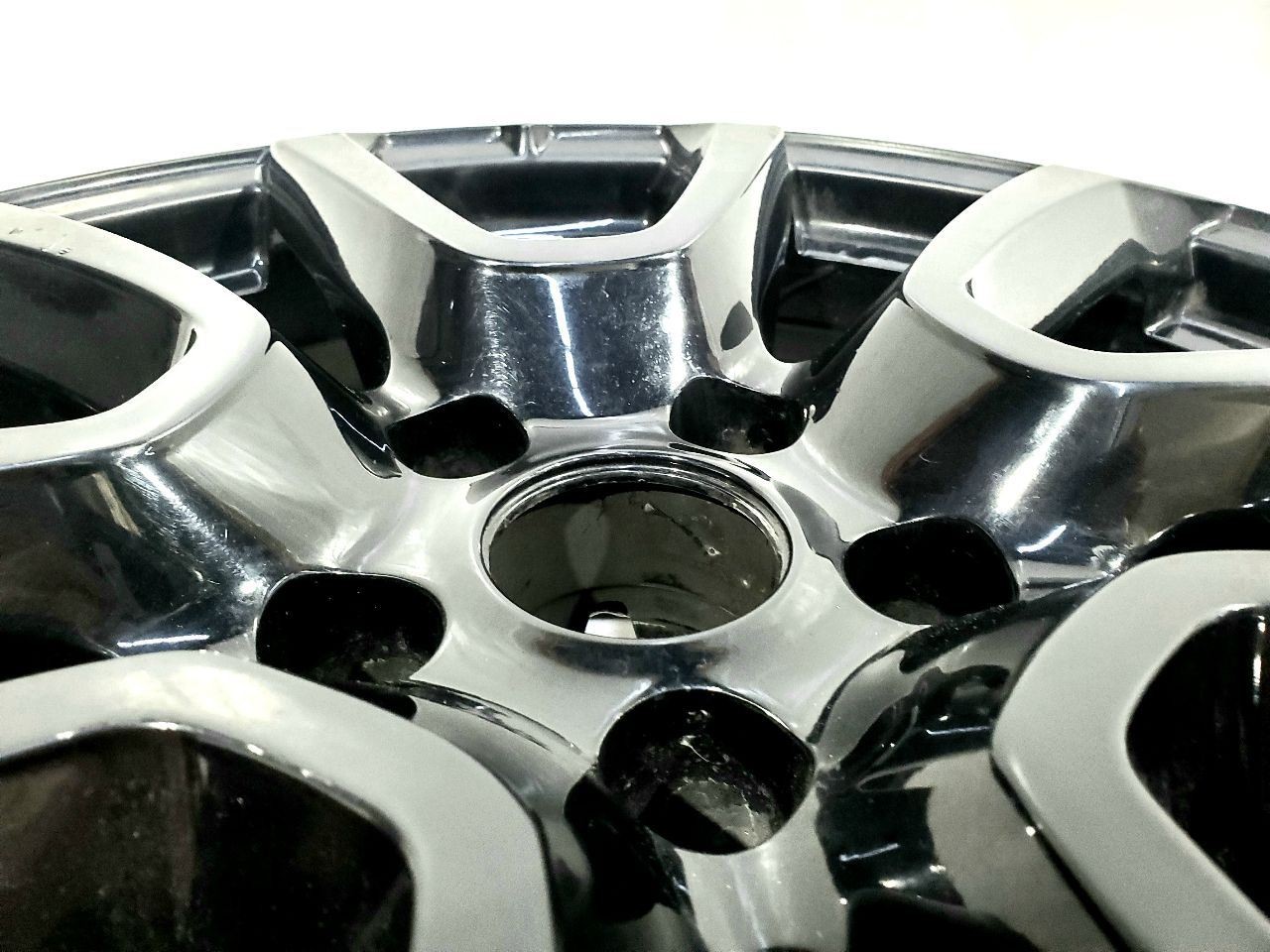 2017 Maserati Levante OEM Black Front Wheel Rim 19x8.5