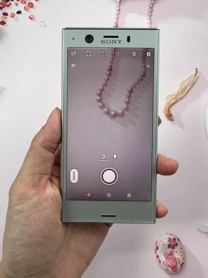 Buen teléfono inteligente Sony Xperia XZ1 G8441/SO-02K desbloqueado versión global/japonesa Foto 3 de 4