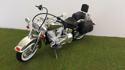 HARLEY DAVIDSON CUSTOM sport moto Modèle de GUILOY à l'échelle 1/18 EUR