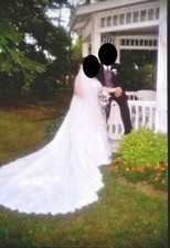 Wedding dress 24W cathedral train pearls embroidery like new beautiful white