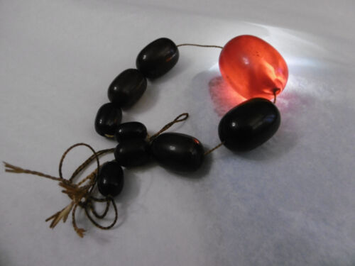 Ancien collier 9 perles bakélite Cherry amber - Photo 1/7