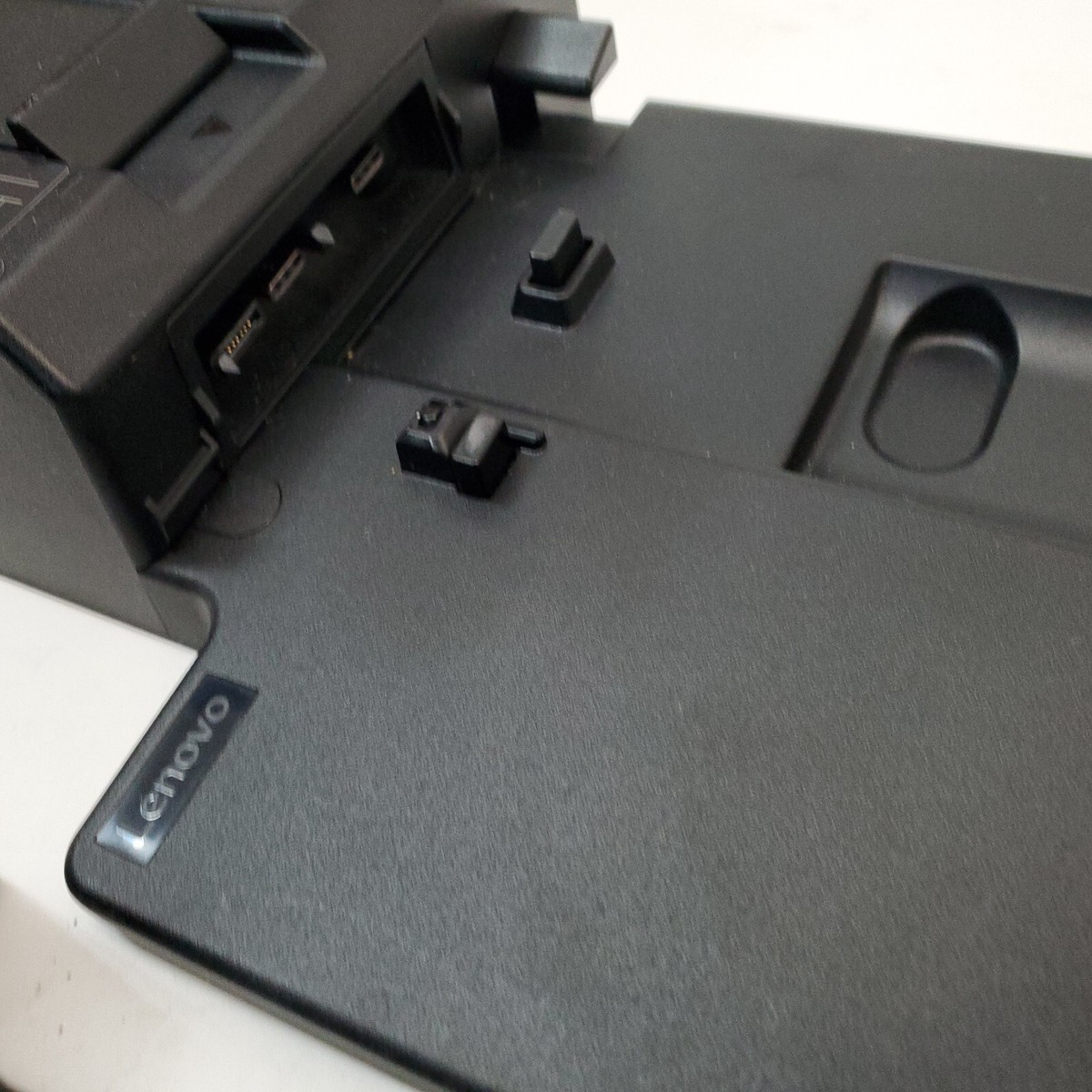 4x Lenovo ThinkPad Ultra Docking Station US 40AJ (40AJ0135US) w
