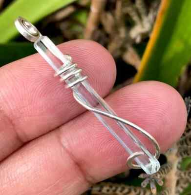 7,50 kt kristallklarer Aquamarin Splitter in Sterlingsilber Kunst Draht Wickel Anhänger