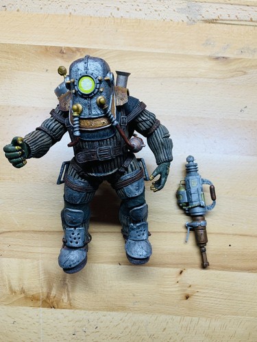 NECA Bioshock 2 Big Daddy Rosie Figure 