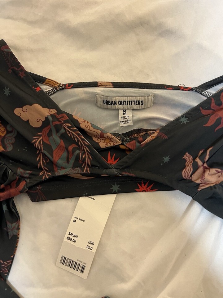 Urban Outfitters UO Womens Top Blossom Ruffle Wrap Floral Size Medium