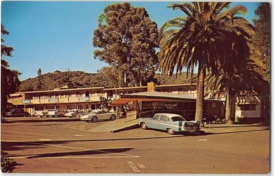 San Rafael, CA VILLA RAFAEL MOTEL Marin County Roadside Corvette 1950s Postcard