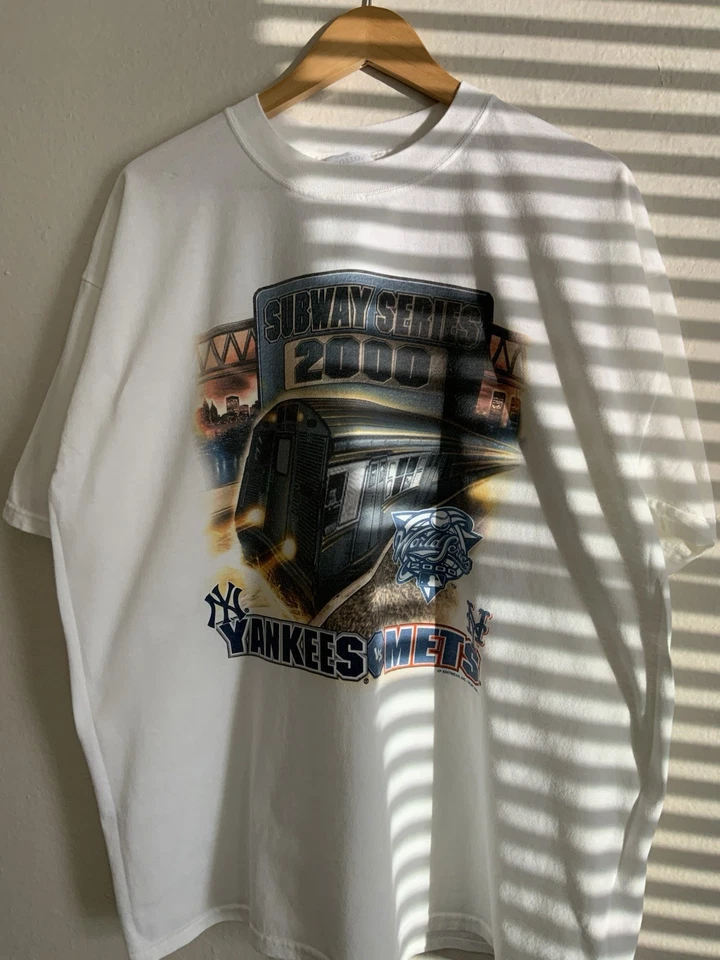 美国职棒大联盟世界系列赛地铁系列 2000 年纽约洋基队复古 T 恤尺寸 XL — 第 2/4 张图片