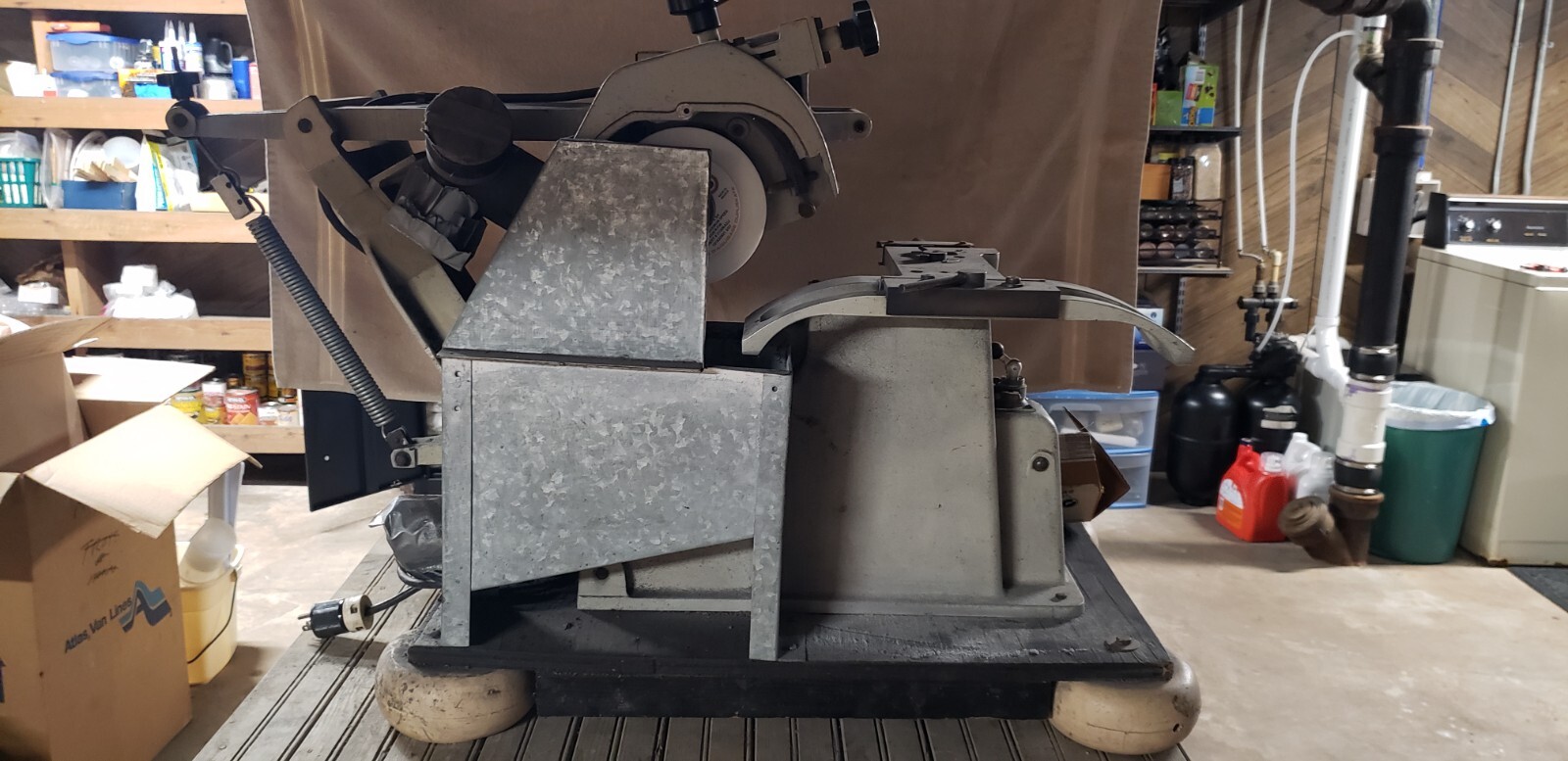 JONAH DUPLISKATE SKATE SHARPENING MACHINE(USED) FOR GOALIE/PLAYER