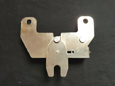 BROTHER KNITTING MACHINE PARTS ACCESSORIES KR260 9MM BULKY CARRIAGE LOCK X1