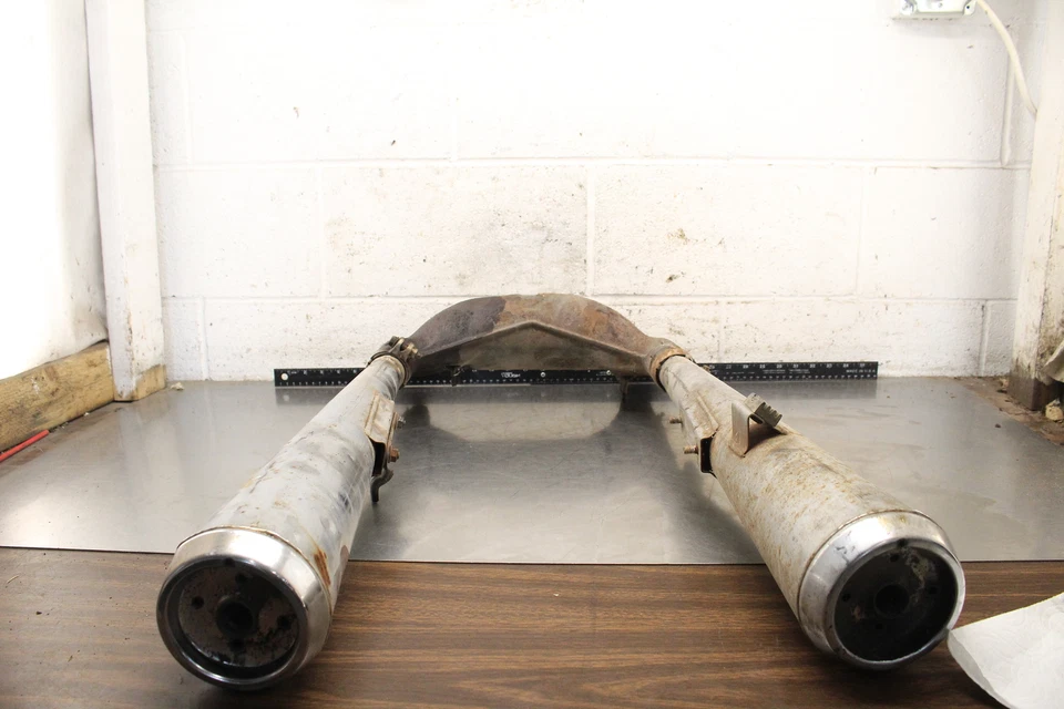 Honda Hawk I 400 CB400T 1979 silenciador escape silenciador tubo juego C397 Foto 2 de 4