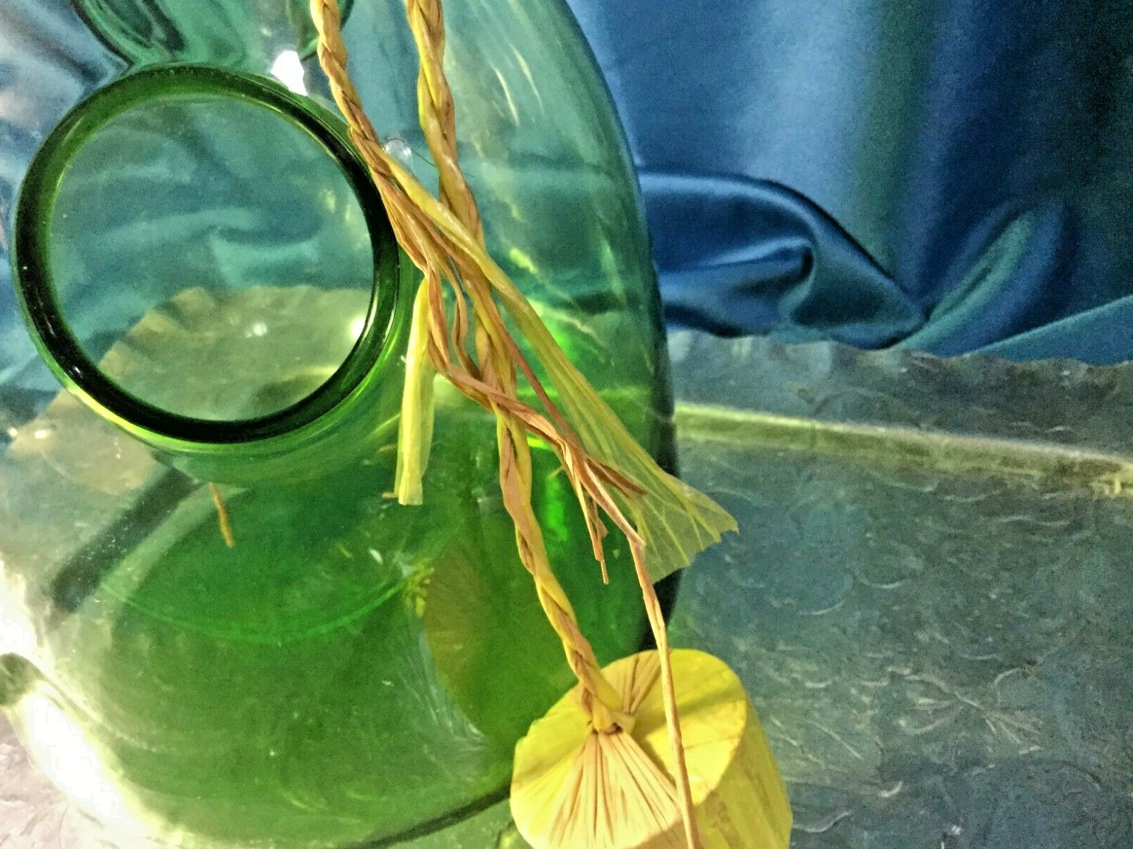 Vintage Princess House Wine Decanter Ice Chiller Italian Green Glass w