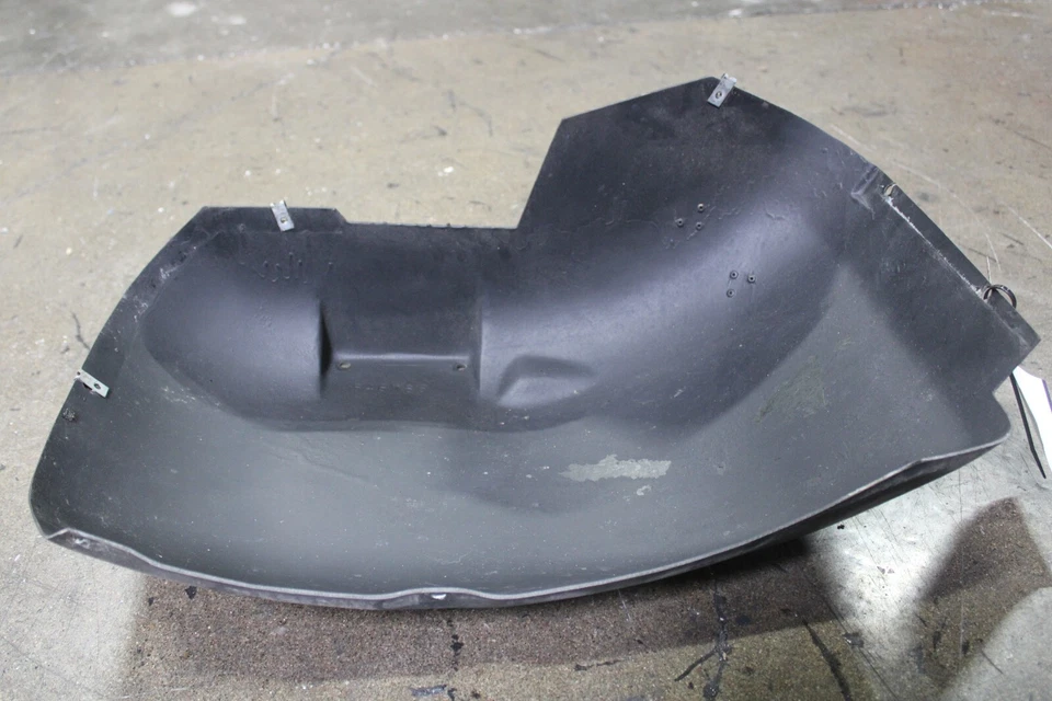Ferrari F355, diestro, derecho, forro guardabarros trasero, sección central, usado, P/N 63394200 Foto 3 de 4