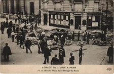 CPA L'ORAGE DU 15 JUIN a PARIS (8e) Sol effondré Place St-Ph-du-Roule (157813)