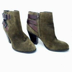 womens green ankle boots