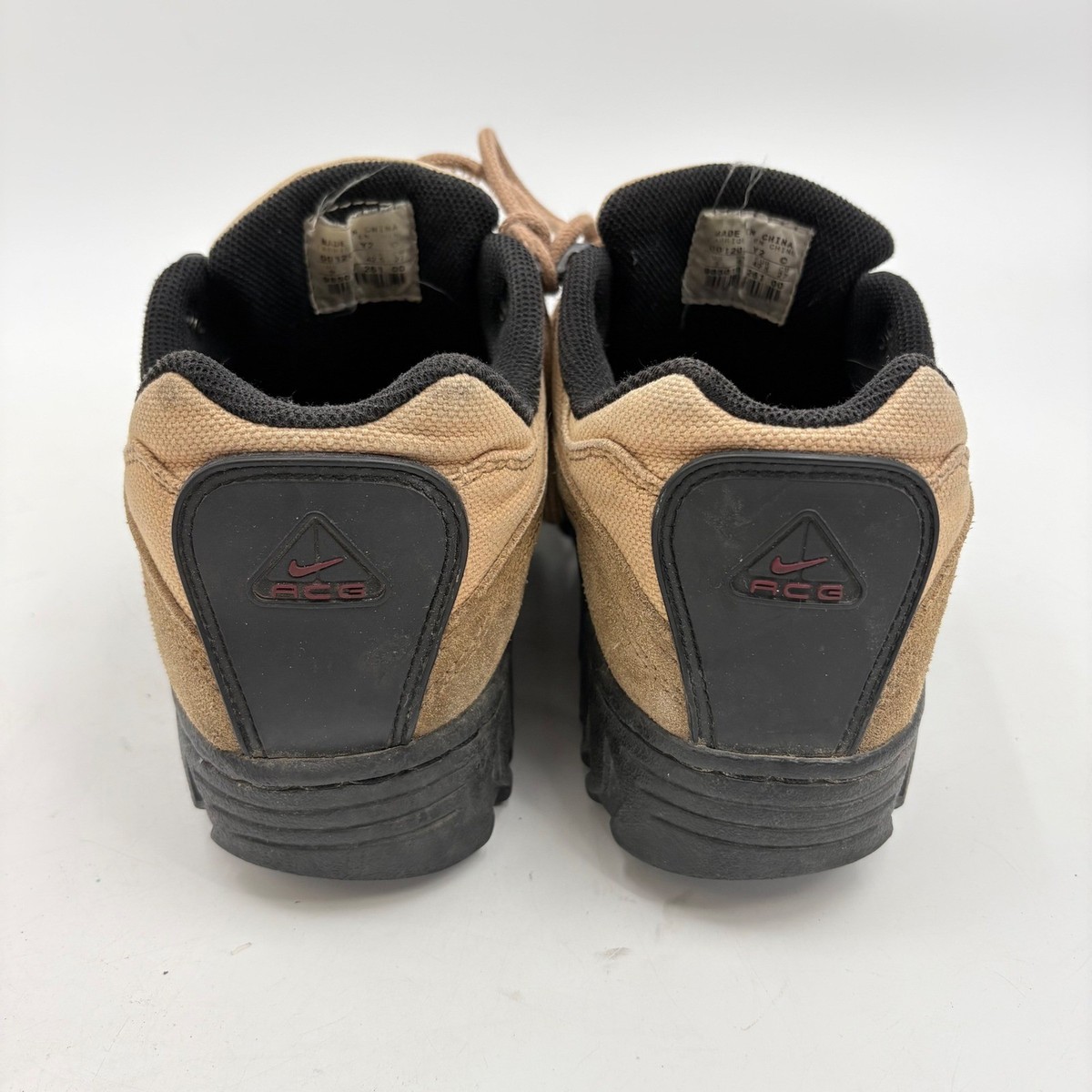 Nike ACG Vintage 2000 Hiking Shoes Mens 9 Tan Brown Suede Trail